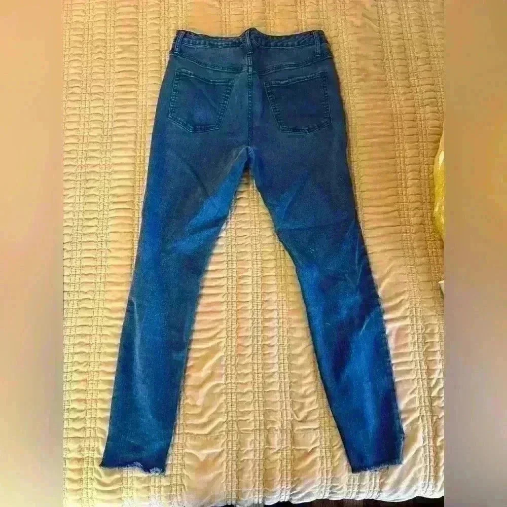 Universal Thread Distressed Black/Grey Skinny Jeans, Women’s Size 8 - Picture 4 of 4